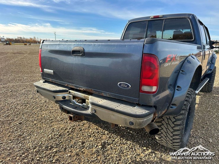 2005-ford-f350-image-48