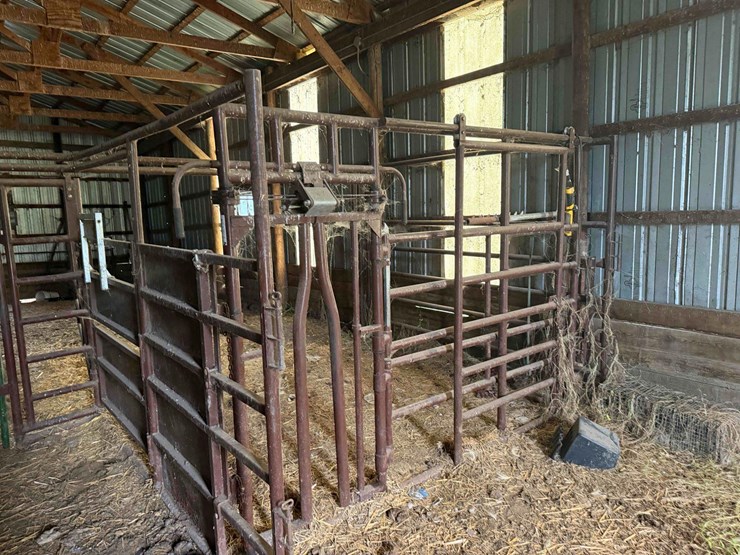 hiqual-calving-pen-image-1