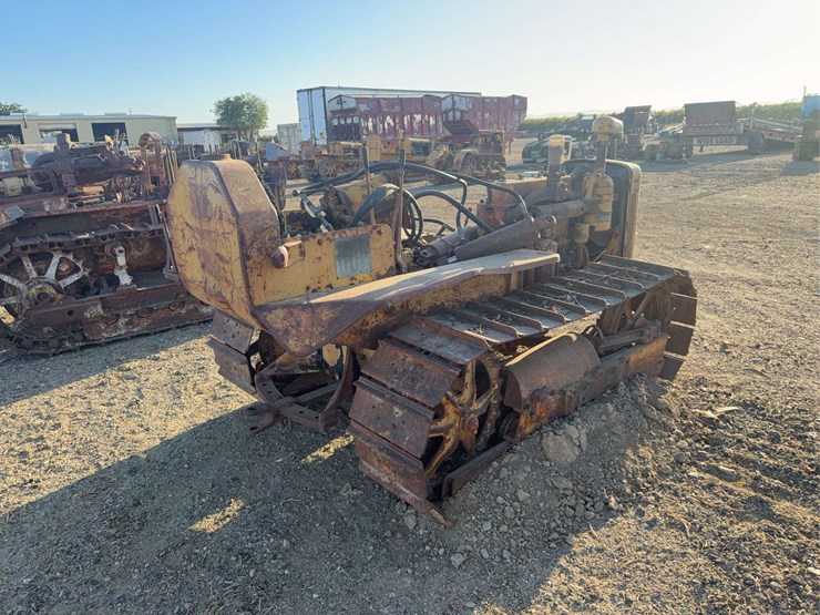 caterpillar-d2-image-3