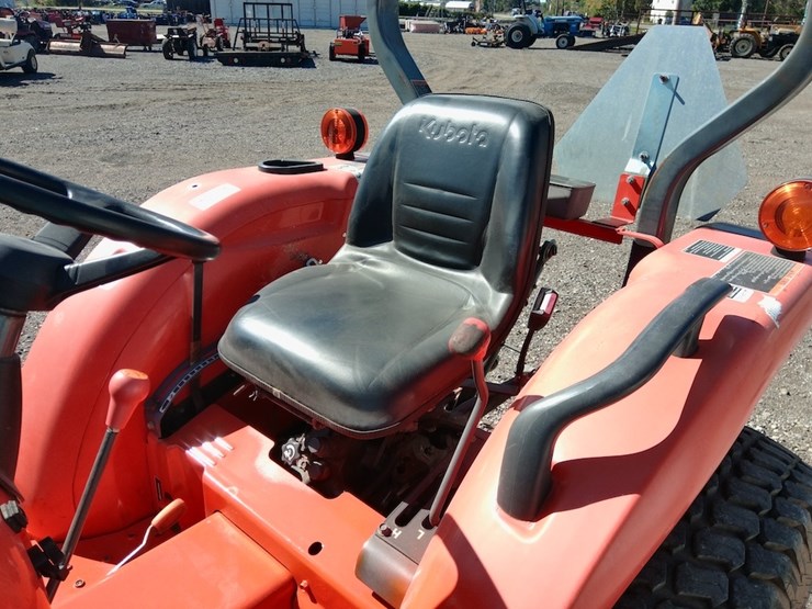 2020-kubota-l2501-image-9