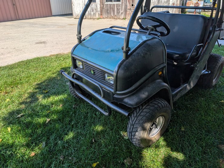 #4073-•-light-utility-vehicle-image-2