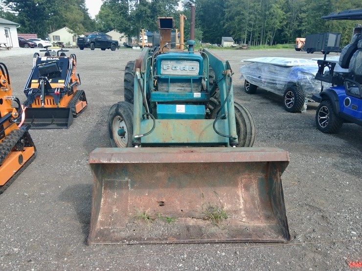 ford-4000-image-2