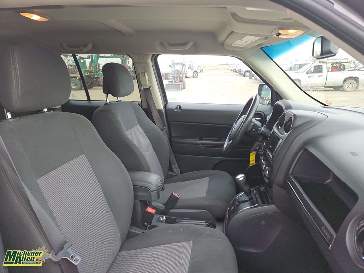 2017-jeep-patriot-image-17