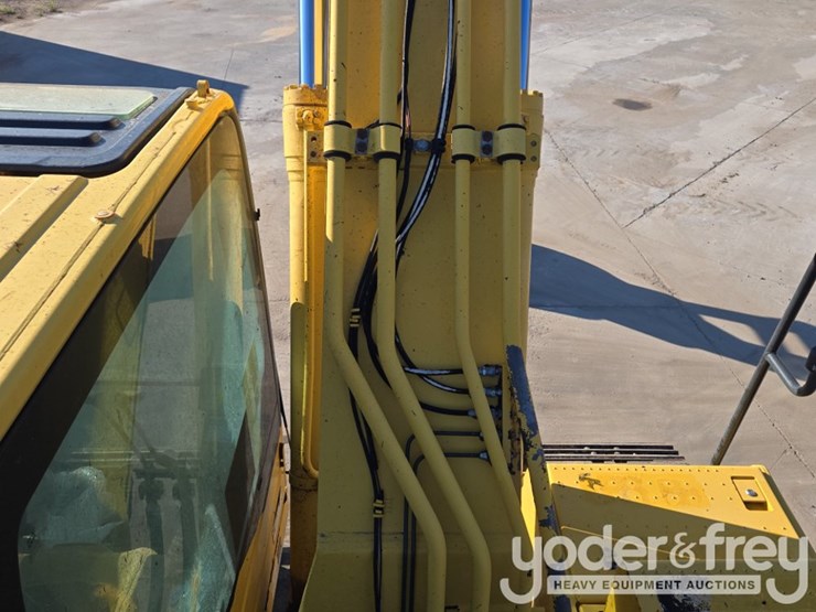 2015-komatsu-pc210-lc-11-image-51