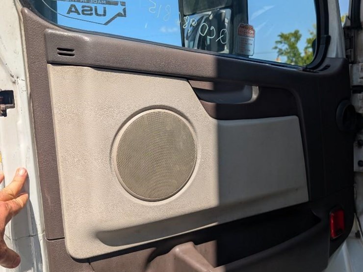 2017-volvo-vnl-t/a-day-cab,-volvo-engine-d13-425-h.p.,-odometer-reading-(miles)-823485,-volvo-i-image-15