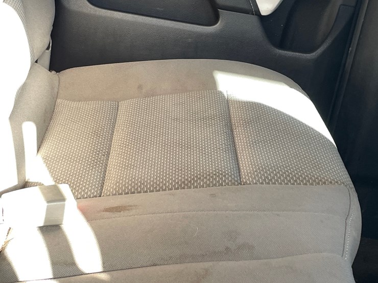 #2754-•-2015-chevrolet-silverado-(title-in-delay)-image-83