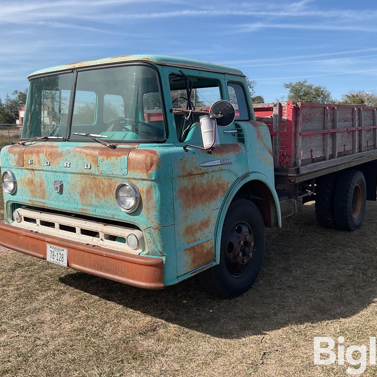 1961 FORD C600