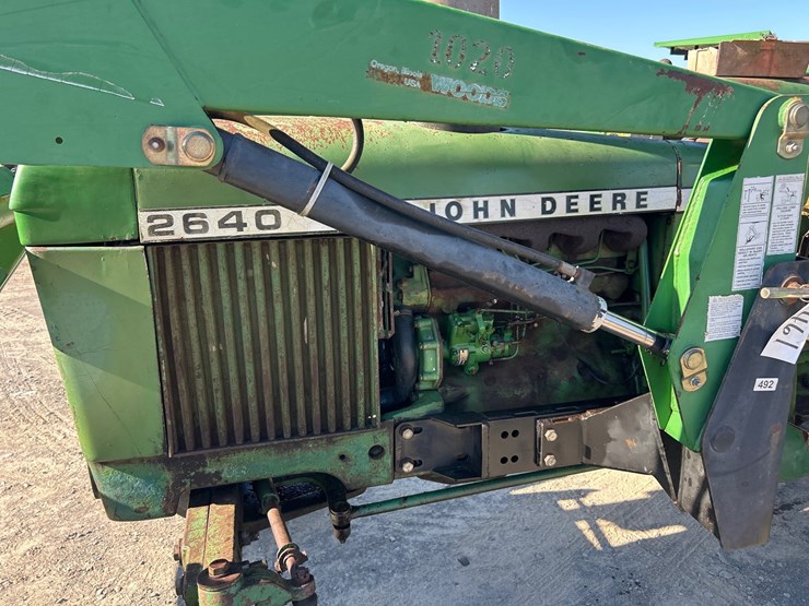 john-deere-2640-image-8