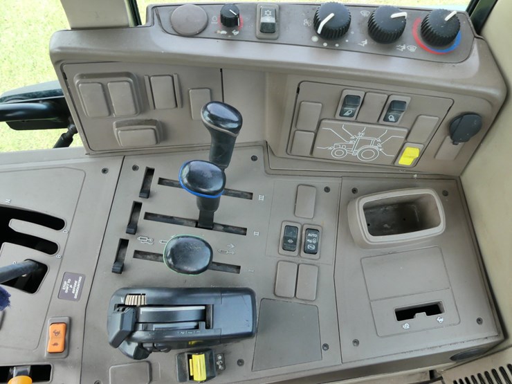john-deere-6120m-image-11