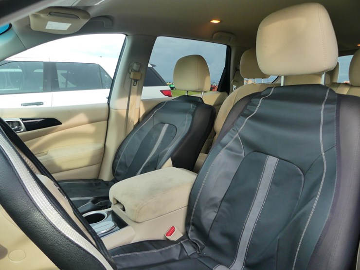 2014-nissan-pathfinder-image-11