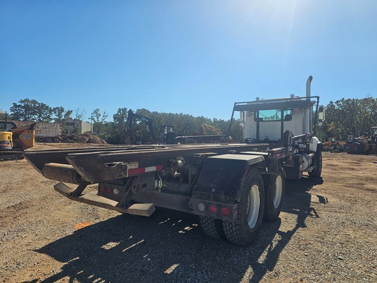 2007-mack-cl713-image-15