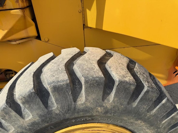 deere-544e-image-58