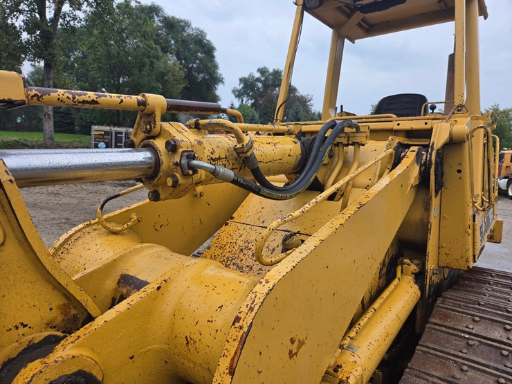 caterpillar-963-image-16