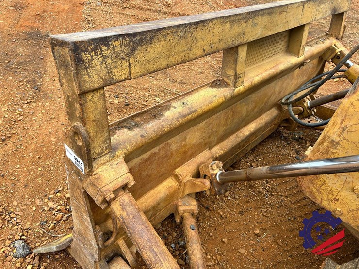 caterpillar-d4d-image-9