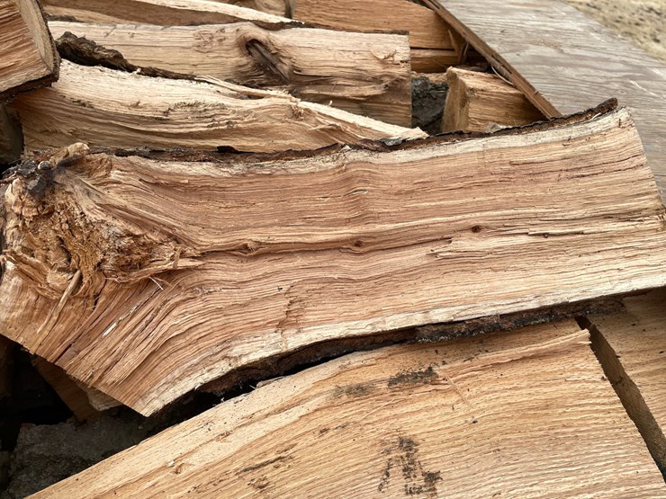 #3052-•-pallet-of-oak-firewood-image-13