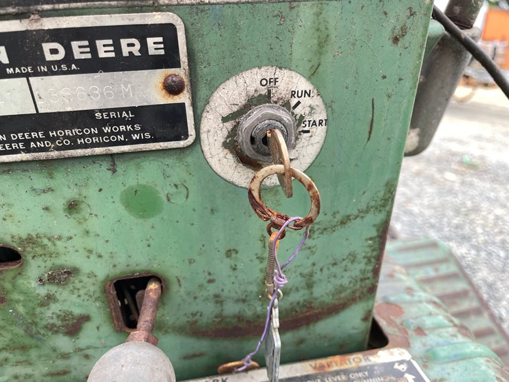 john-deere-110-image-8