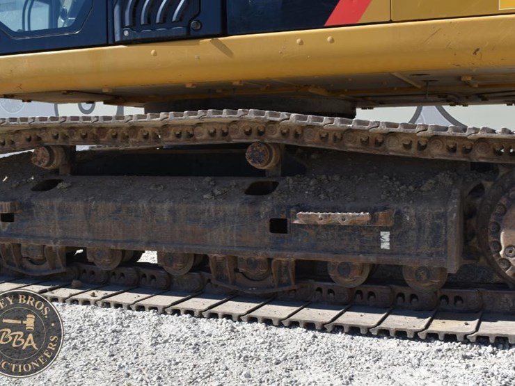 2018-caterpillar-326fl-image-41