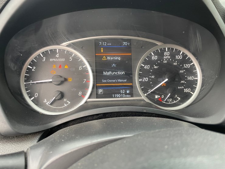#2766-•-2019-nissan-sentra-(title-in-delay)-image-46