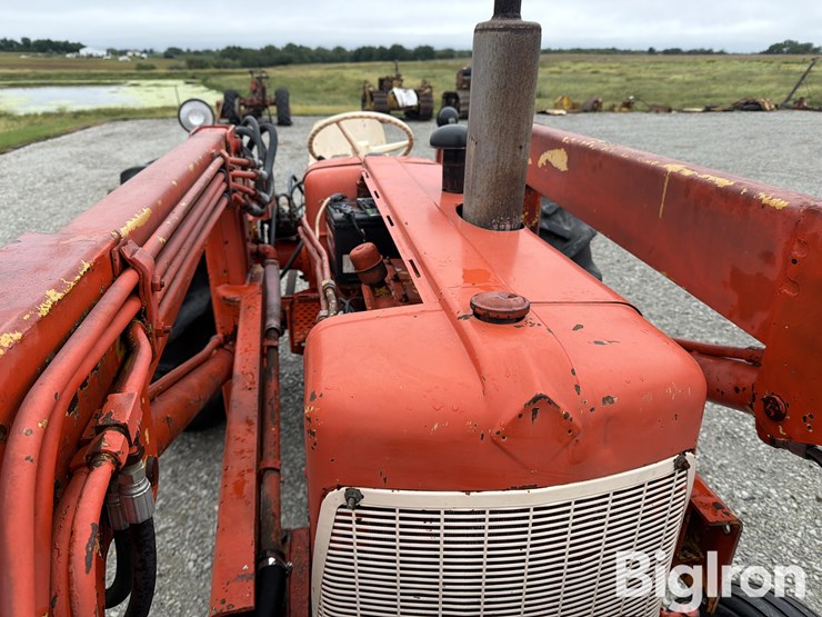1963-allis-chalmers-d17-image-12
