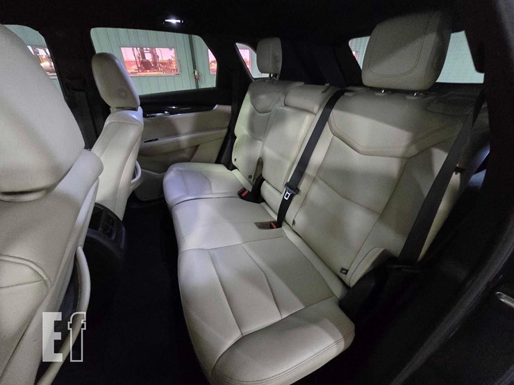 2019-cadillac-xt5-image-15