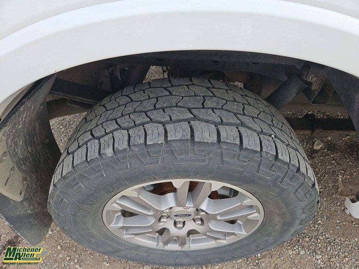 2019-ford-f150-image-11