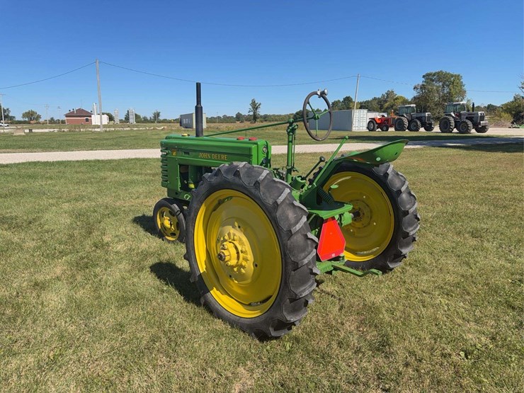 john-deere-h-image-7