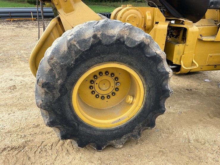 deere-440b-image-79