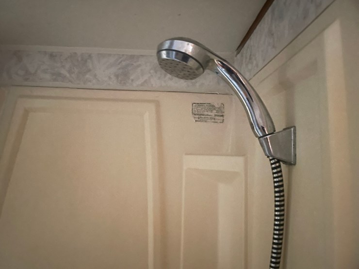 #1276-•-1998-jayco-eagle-304-camper-(has-mn-title)-image-101