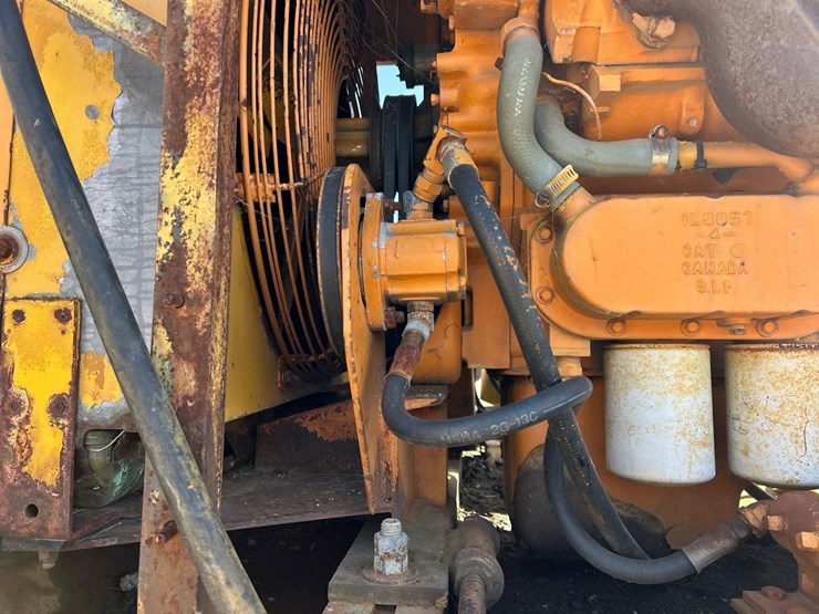 caterpillar-3208-image-18
