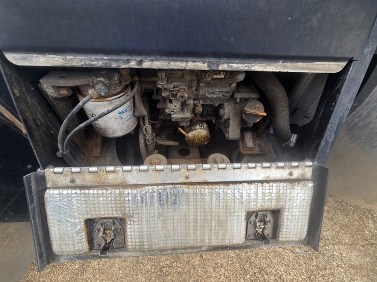 2020-peterbilt-579-image-91