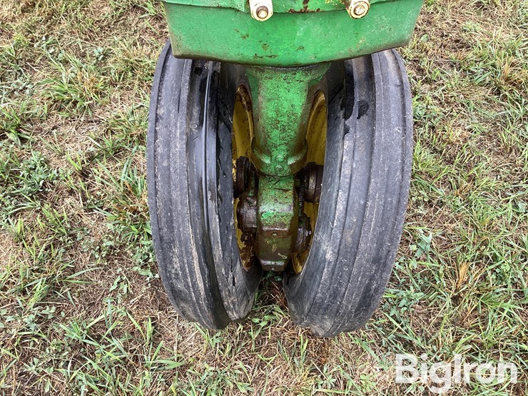 1953-john-deere-50-image-13