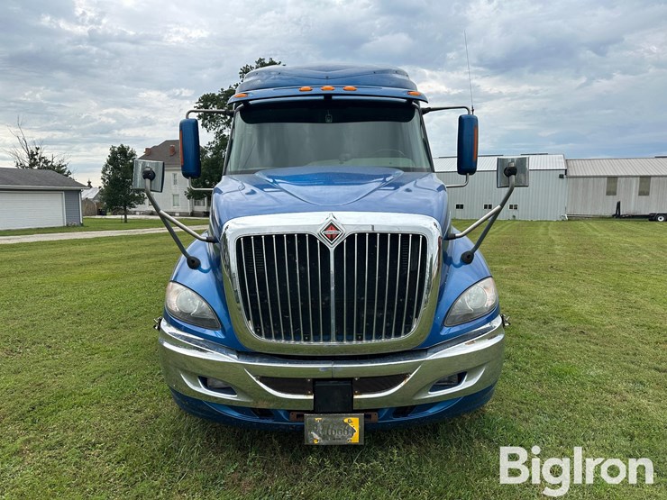 2008-international-prostar-image-2
