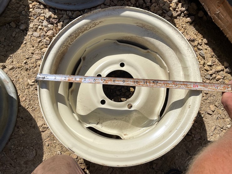 #3025-•-misc.-implement-rims-and-truck-spacer-rings-image-16