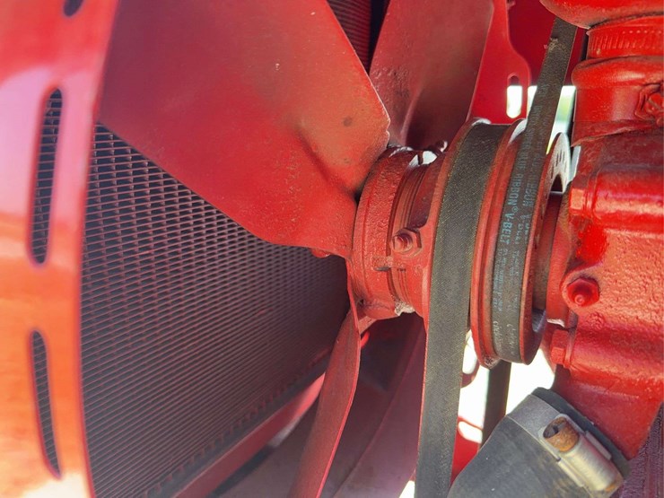 farmall-350-image-21