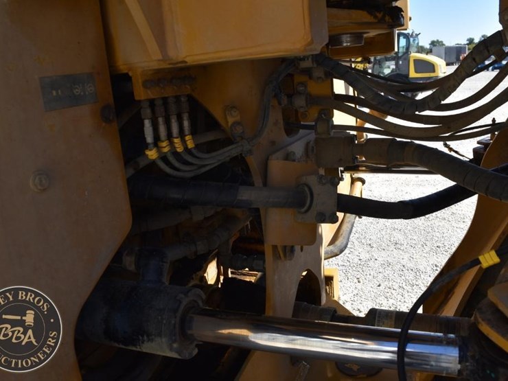 2019-caterpillar-972m-image-39