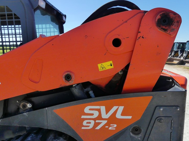 kubota-svl97-2-image-7