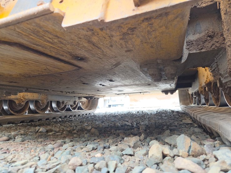 2018-deere-333g-image-34