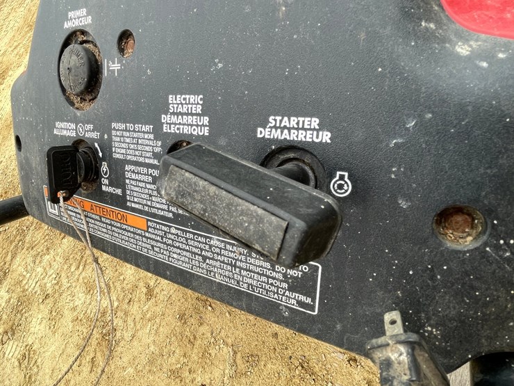 #3056-•-toro-20"-snowblower-image-8