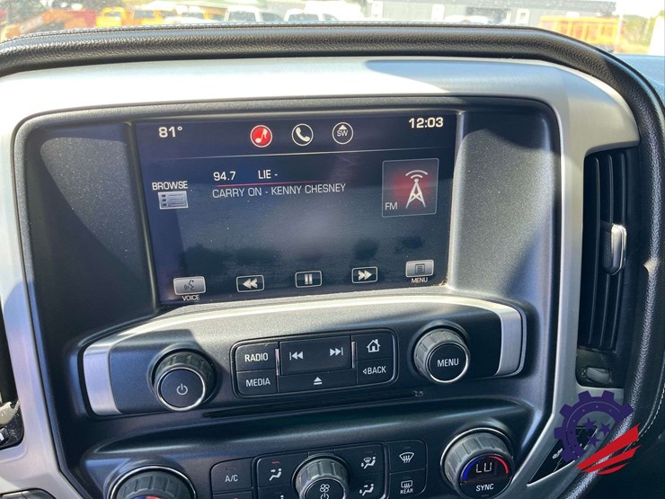 2014-gmc-sierra-z71-slt-pickup-truck-image-60
