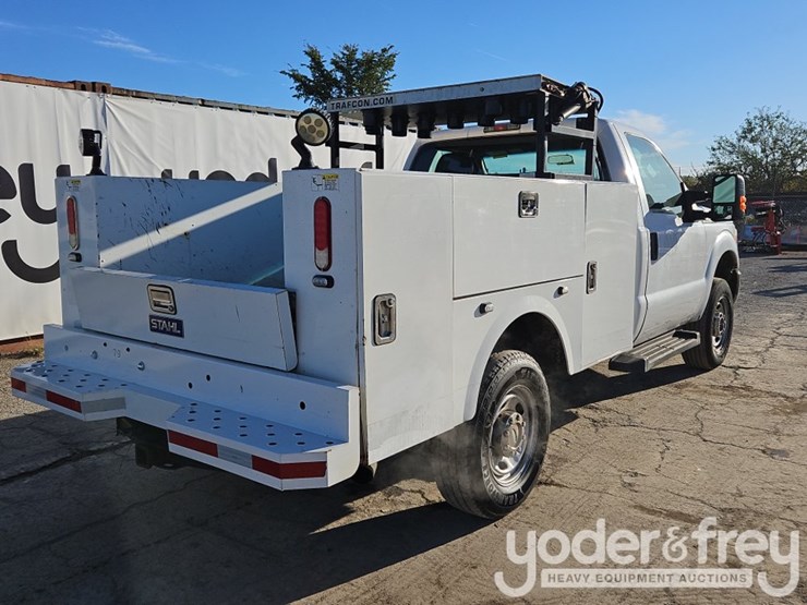 2013-ford-f350-sd-image-8