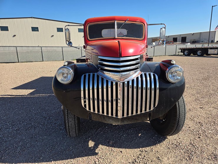 1946-chevrolet-flatbed-truck-image-6