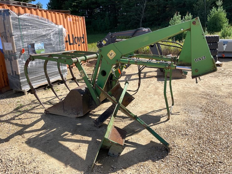 john-deere-148-image-8