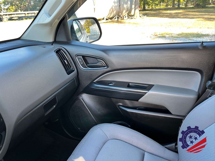 2021-chevrolet-colorado-image-67