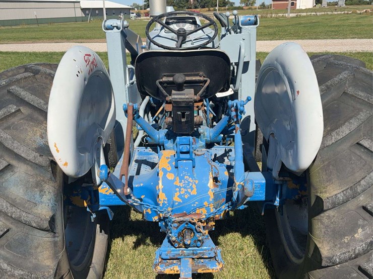 ford-tractor-image-22