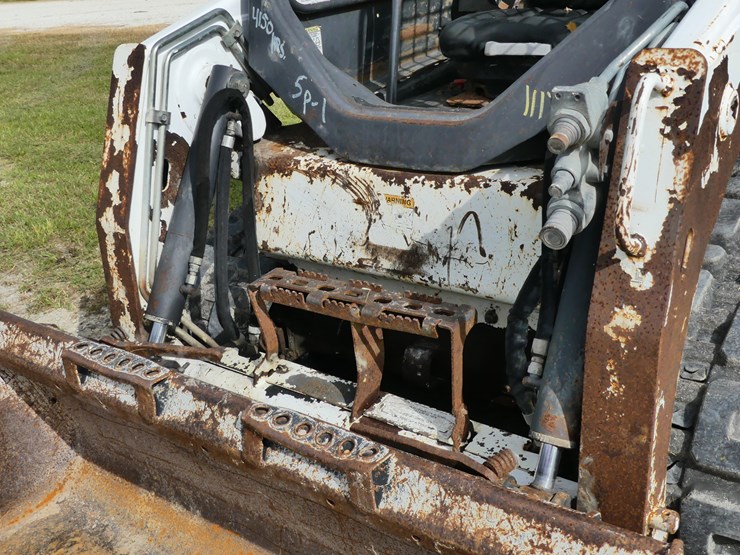 2018-bobcat-t450-image-12