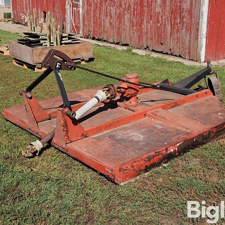 Bush Hog 7' 3-Pt Rotary Shredder