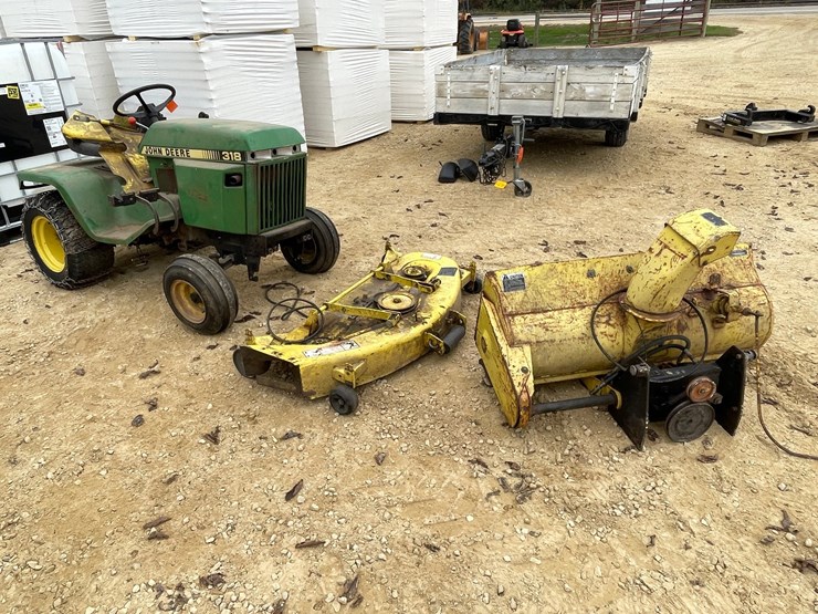 john-deere-318-image-3