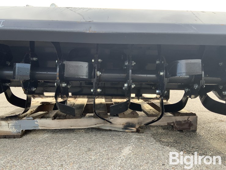 2026-massey-ferguson-730-image-16
