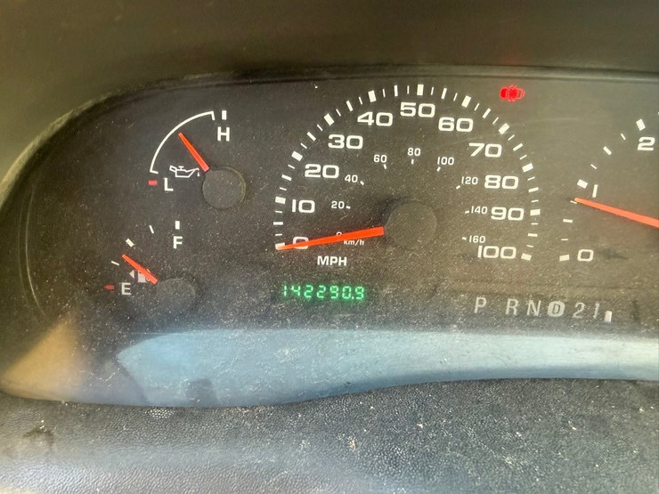 2002-ford-f450-image-55