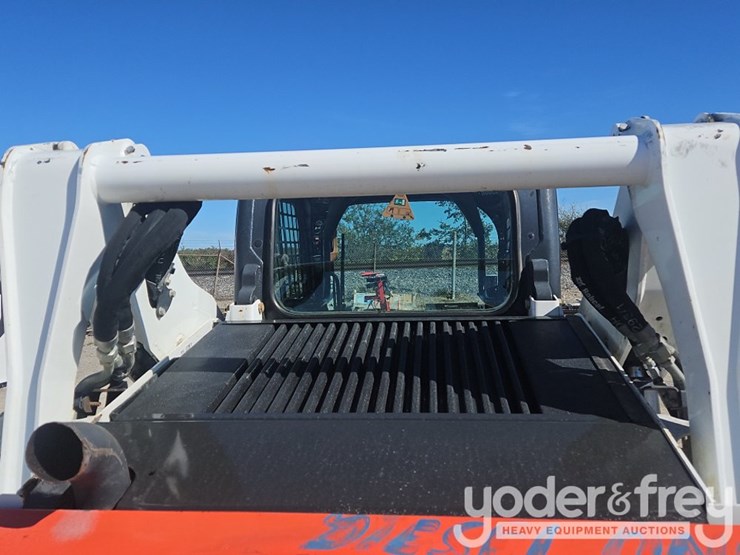 2019-bobcat-t590-image-19